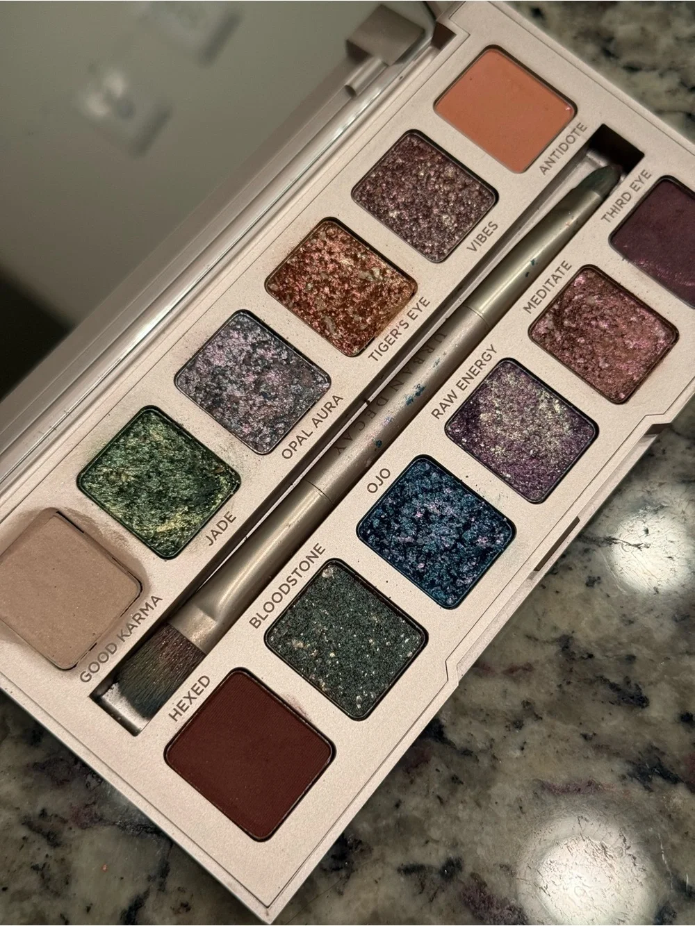 Urban Decay Stoned Vibes Eyeshadow Palette